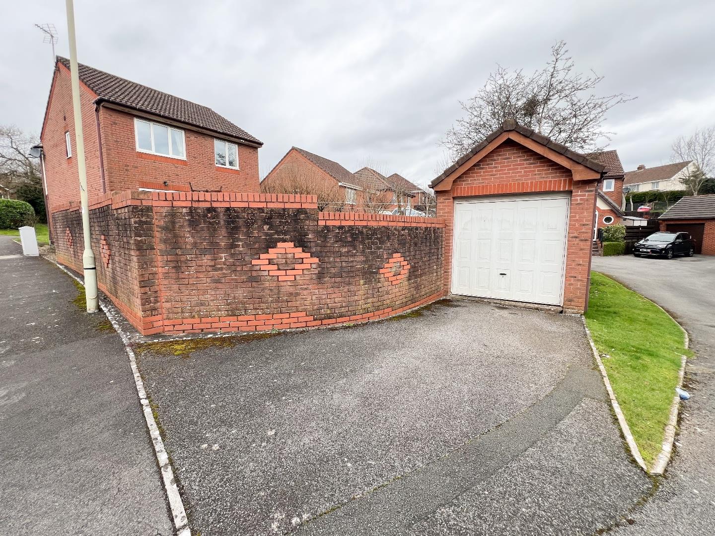 Llwyn-Y-Groes, Bridgend County Borough, CF31 5AJ